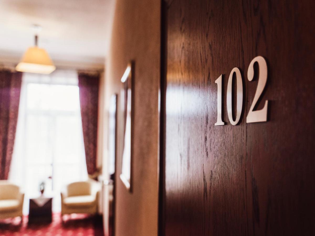 Hotel Osjann Biała Podlaska Esterno foto